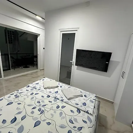 Dk-apartmens 3 Paralía
